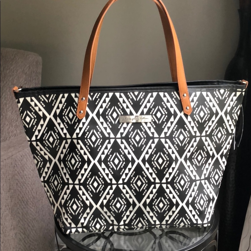 Petunia Pickle Bottom Black & White Diaper Bag NWT